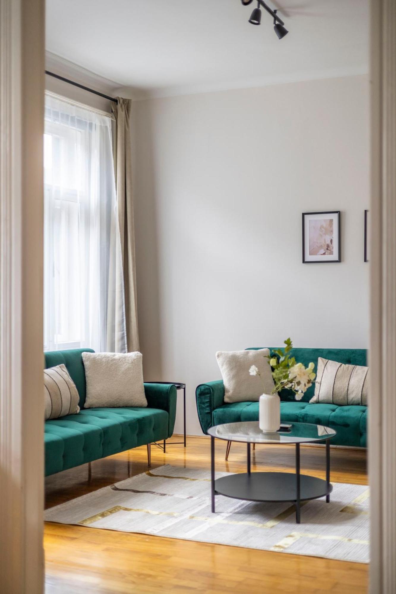 Stylish & Cozy City Center Apartment By Prestige Homes Budapest Eksteriør billede