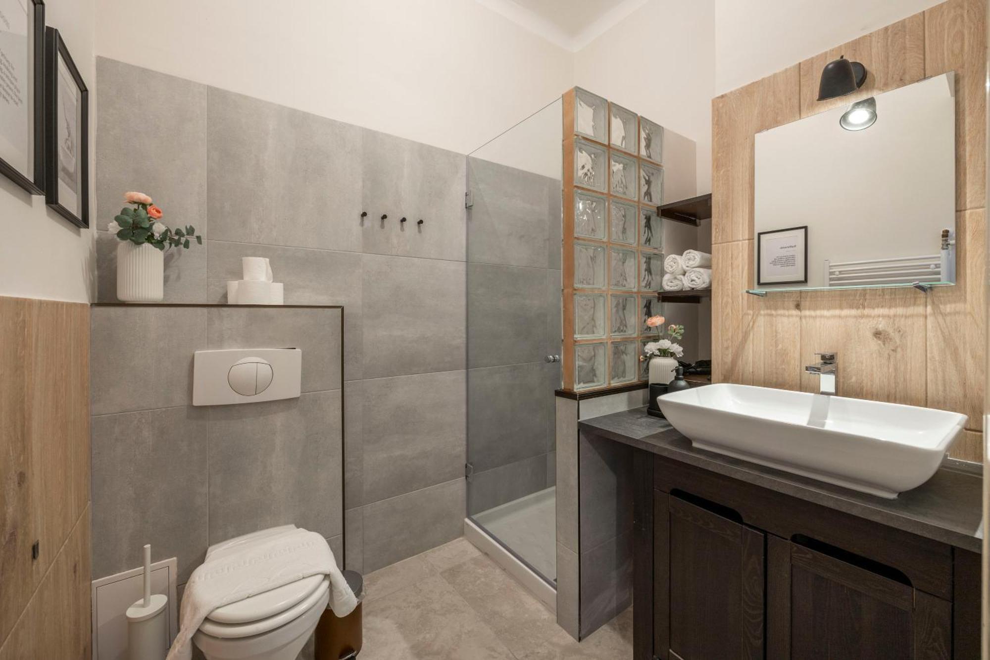 Stylish & Cozy City Center Apartment By Prestige Homes Budapest Eksteriør billede